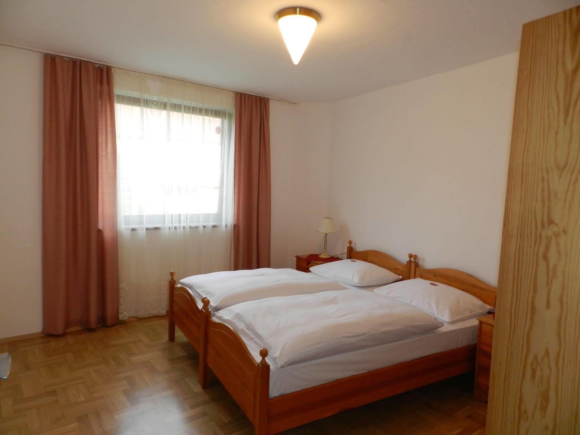 Landhaus Kuegler-Eppich, Kuep Kg Proleb Luaran gambar